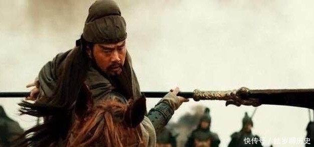 投降|关羽义释了黄忠,而诸葛亮却称魏延脑后有反骨,这才是真正原因