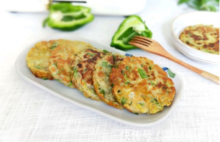 小饼|夏季最该吃的不是黄瓜,而是它,经常上火多吃点,做成小饼真好吃