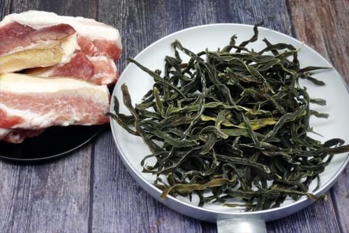 蕨菜|5种蔬菜晒干后，比新鲜的还香，趁着天热晒起来，留着冬天炖肉吃
