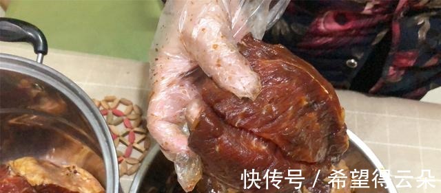 在家做酱牛肉,只需4样配料,牛肉味道香缩水少,能拿去卖了!