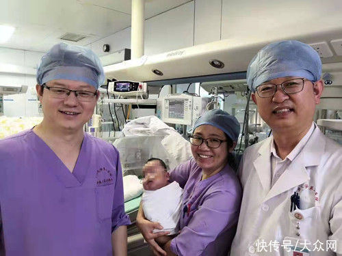 心脏|早产儿罹患室间隔缺损，医生为“核桃”大小的心脏做手术