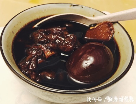 猪脚姜醋|秋后,女人碰到别手软的菜,补充胶原蛋白还养颜,不懂吃可惜了