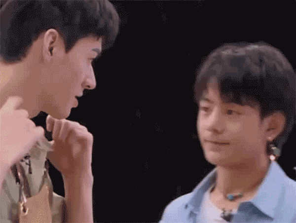 中餐厅|厨房里的丁真xswl,跟龚俊比ok和洗碗的姿势,太接地气了!