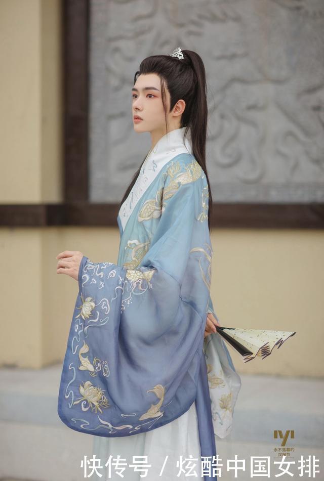 汉服|那些很帅的男士款汉服,很多人都喜欢第一种,而我喜欢第二种