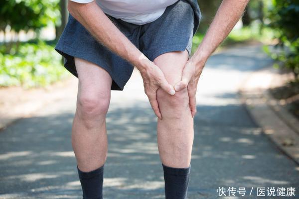 血管|45岁过后，走路若有4种“怪象”，占有一个，也得提高警惕