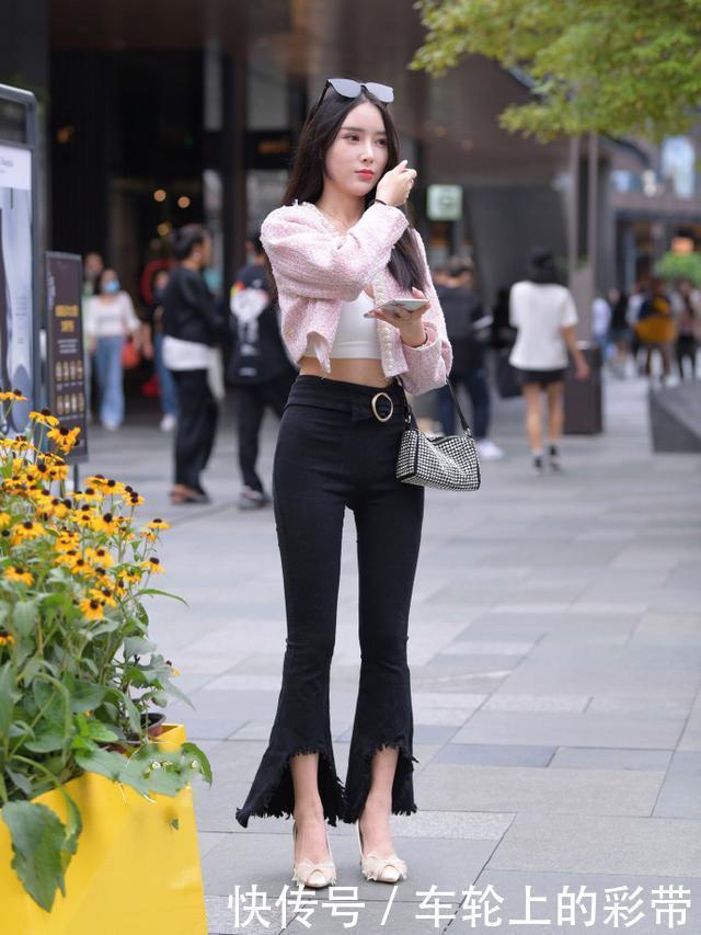 气质|厉害了,喇叭裤“反”着穿竟一点都不丑,这气质不服不行!