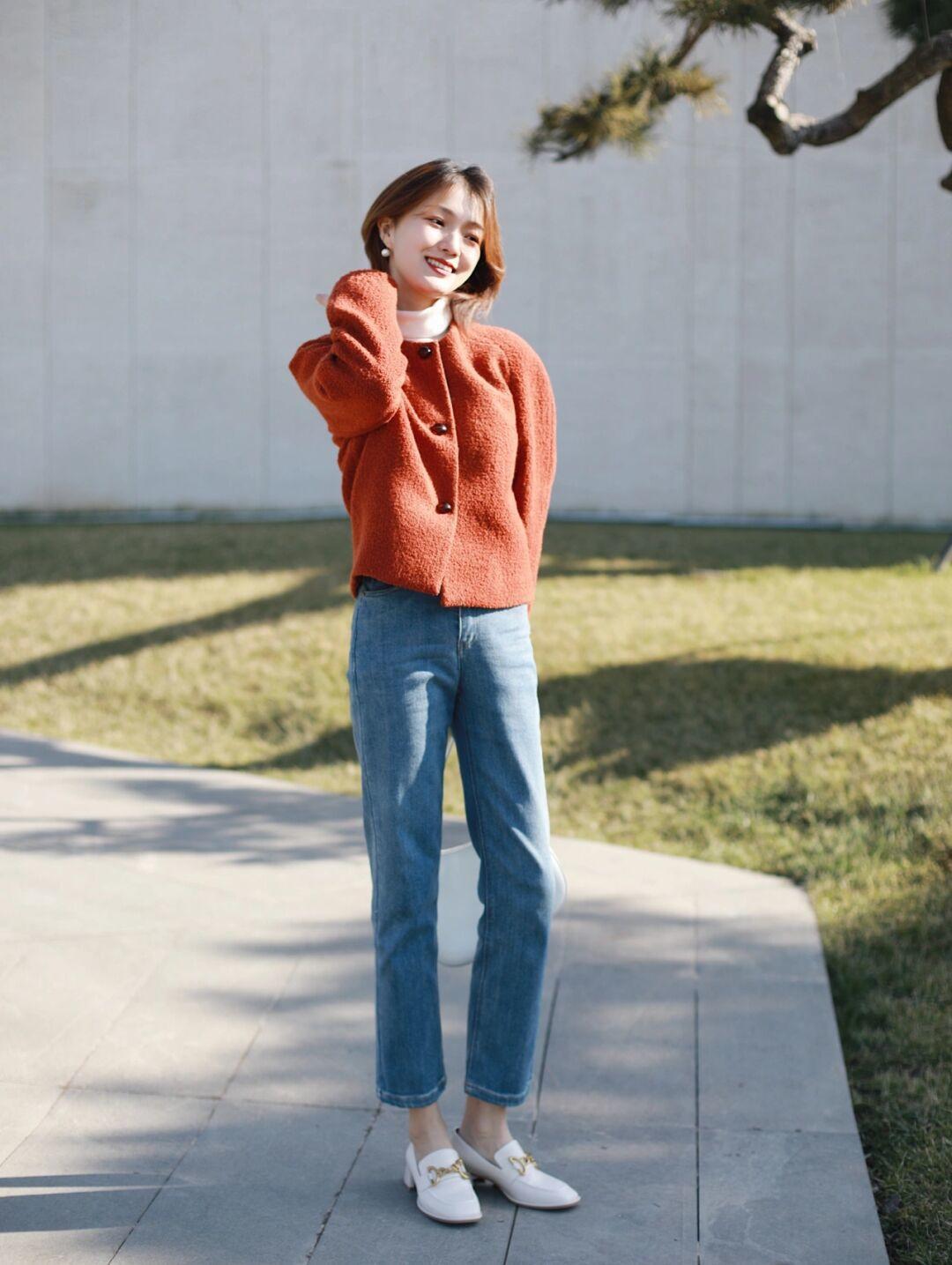 黑白配 冬季不容错过的“毛呢外套”搭配,思路总结好了,看这篇就够