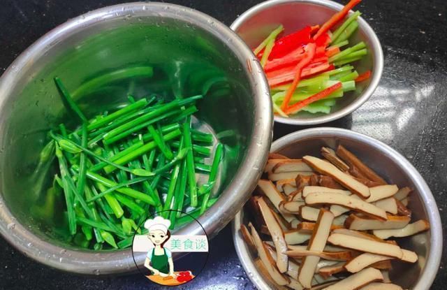 食材|夏天,最该吃的不是韭菜,而是它,是素菜却比肉都香,停不下筷子