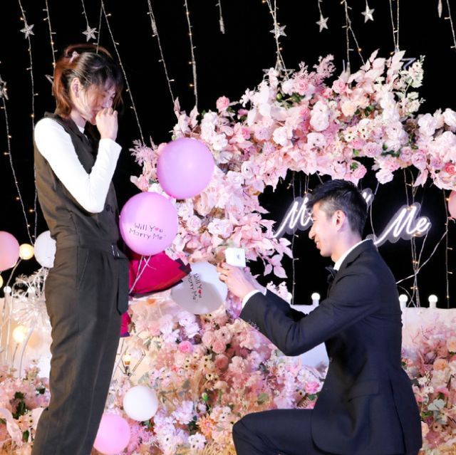 求婚成功|奥运冠军求婚奥运冠军!携手10年一起里约圆梦,甜蜜拥吻相守一生