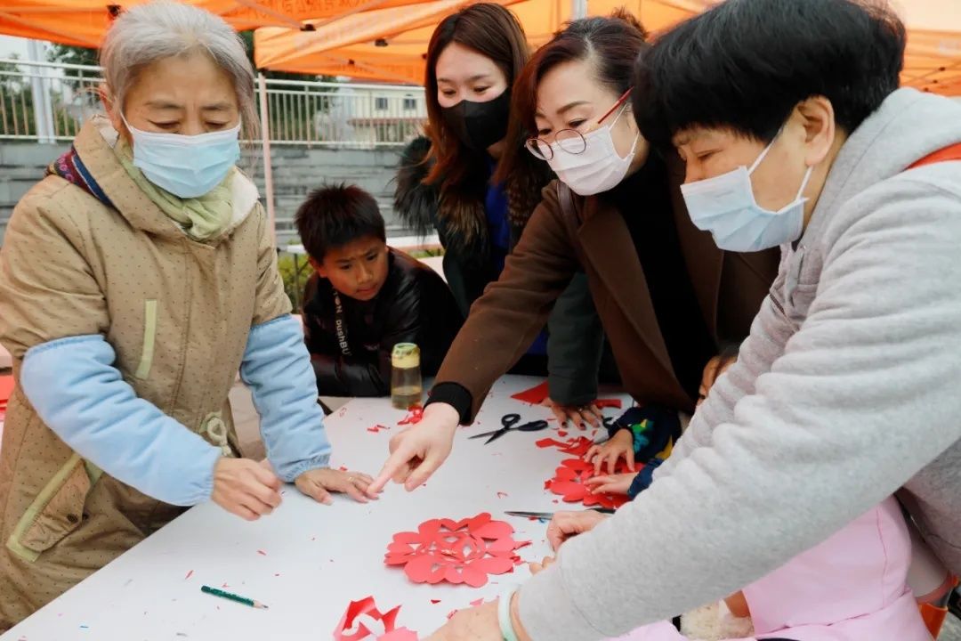 青少年宫$剪纸、灯彩、瓦雕、真人CS！桐庐县青少年宫举办“迎亚运 庆新年”系列活动