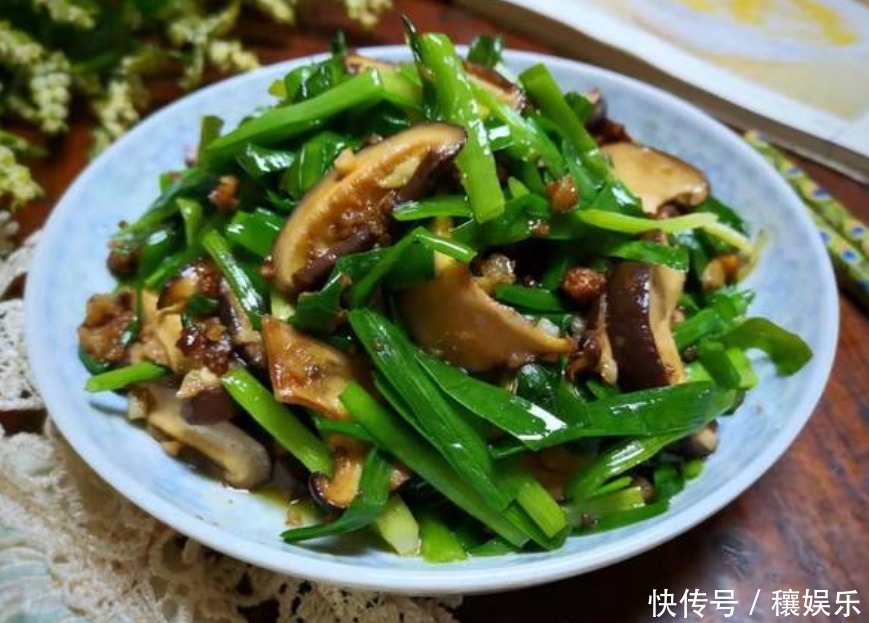 二月,最该多食此菜,每天炒一盘,排出毒素,提高智力,脑瓜聪明