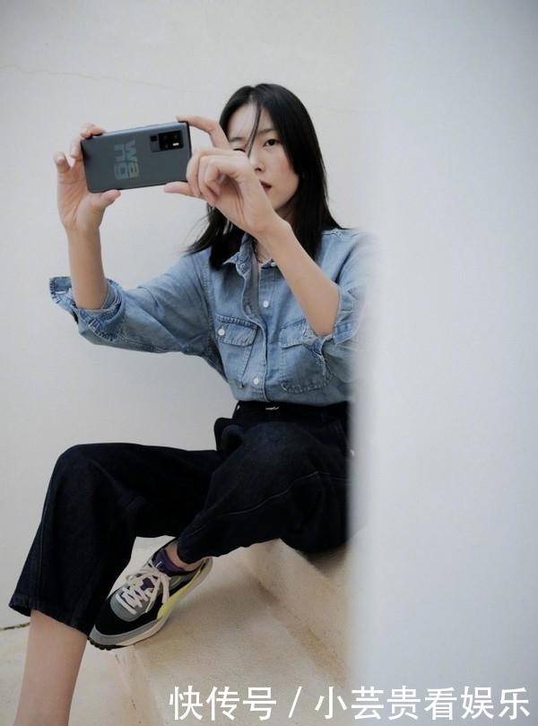 皮肤暗黄的女人,建议多穿这3个高级色,减龄显白不止一点点