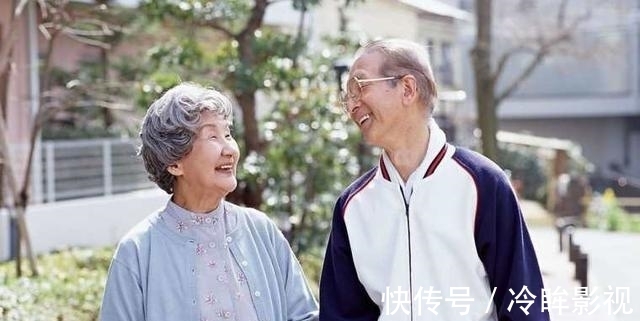 血管|吃花生对血管有帮助吗？医生：若不想血管被堵，尽量少吃3种素食