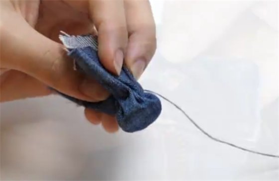 牛仔裤扣子掉了不要扔，30年老裁缝教我一招，比原来更漂亮更牢固