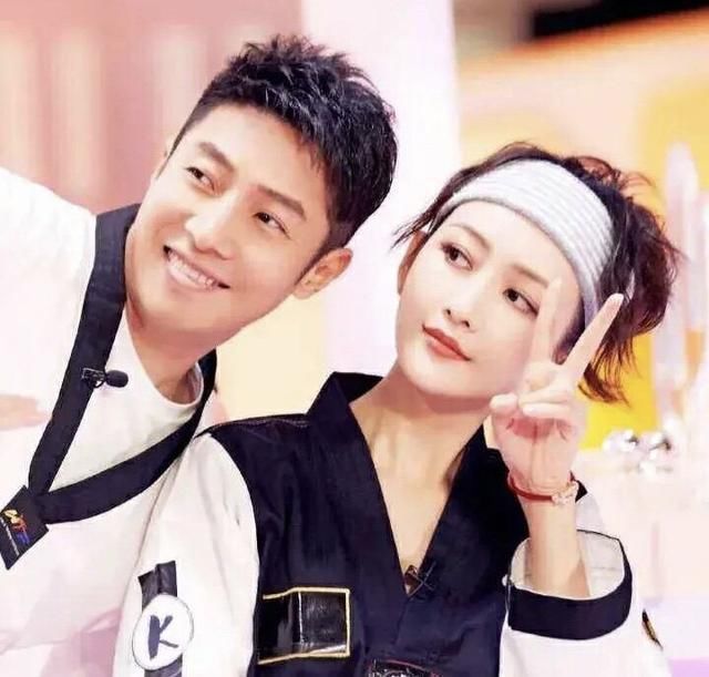 特辑 刘昊然《明侦6》首期变最帅!穿紫色太惊艳,圣诞特辑全员开挂