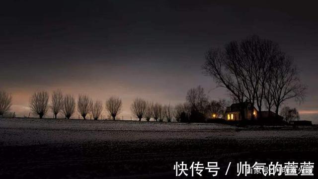 梅花花#冷月清寒,灯光中的思念那么暖