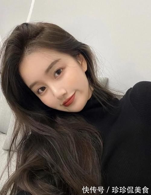 发色|“黄头发”过时了,2021年流行这4种显白发色,吸睛又亮眼