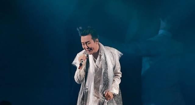 工作|他是中国反串第一人,破格提升为国家一级演员,今40岁仍单身一人