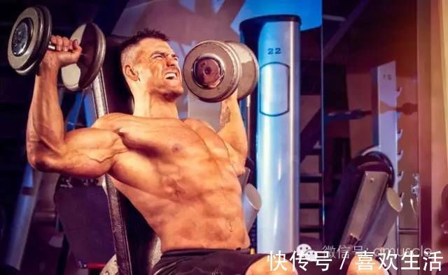 髋部|难怪他健身从不受伤,看完秒懂怎样保护膝盖、手肘、背部了!