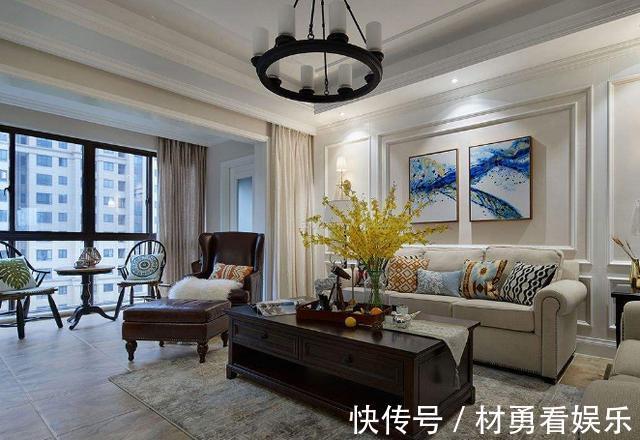 阳台|客厅带阳台的户型,别只知道装推拉门了,如今更流行这样做