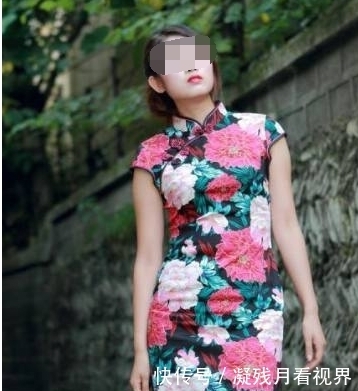 美女定制旗袍,觉得旗袍衬托不出她的美之后想退货,老板无言以对