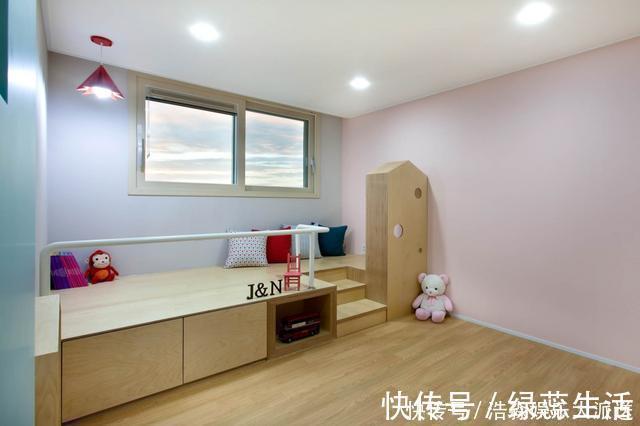 储物柜|一家3口的低欲望生活，客厅不摆沙发卧室不买床，反而越住越舒服