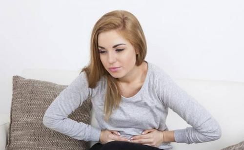 痛经|女人来例假，这4种食物再馋也别吃，会加剧痛经，对子宫健康不利