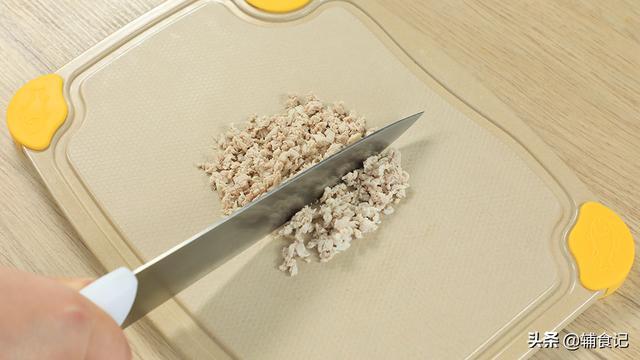 玉米粒|秋季给孩子穿衣,记住这4个“穿衣法则”,感冒生病少一半