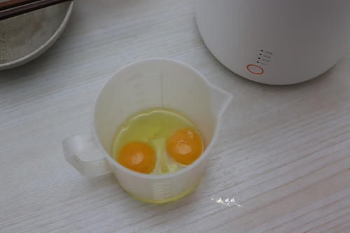 水蒸蛋到底用冷水还是热水?原来以前都做错了,怪不得不好吃!