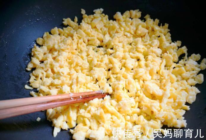 夏至|不用和面,直接解锁手抓饼的新吃法,5分钟搞定,营养美味好吃!