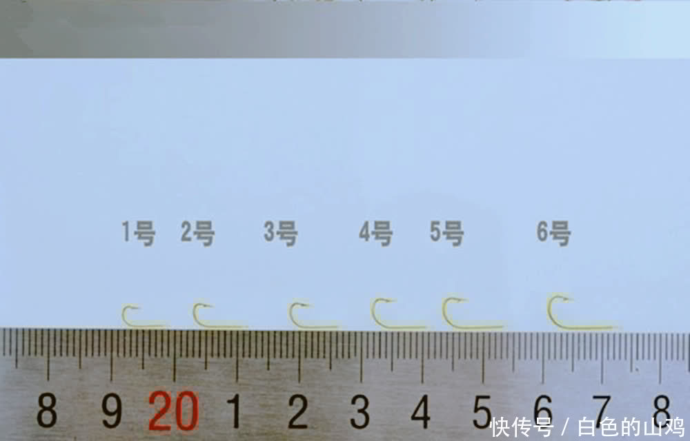 手竿钓鲫鱼,鱼钩一定要认真选择,牢记这几条,提升垂钓效率!