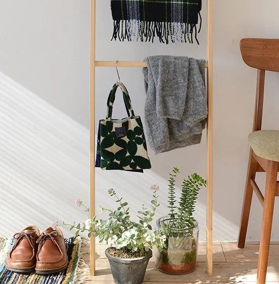 衣架|睡觉前、进门后脱下来的衣服放哪好别傻傻放沙发上了……