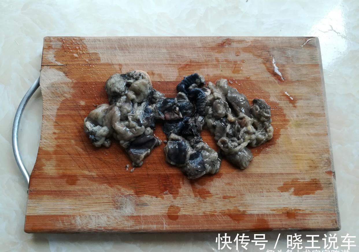 油脂|鸡肉身上这部位，是宝贝还是“垃圾”，听完大厨的讲解，涨知识了