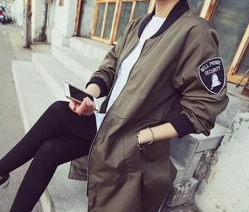 气质|怕自己不够靓？穿了件韩版牛仔外套，让你秒变气质佳人！！