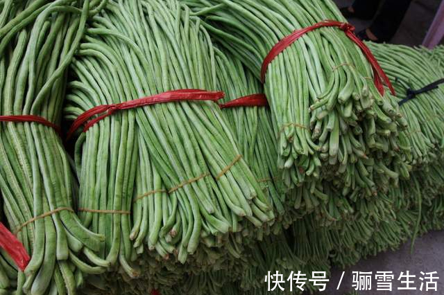 炖肉|豆角吃不完，教你晒一晒保存起来，放一年都不坏，炖肉吃太下饭了