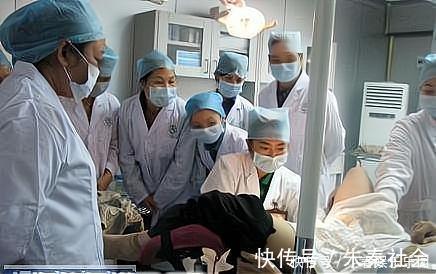尊严|“我又不是动物!”产妇分娩,几个男女实习生围观,场面太尴尬