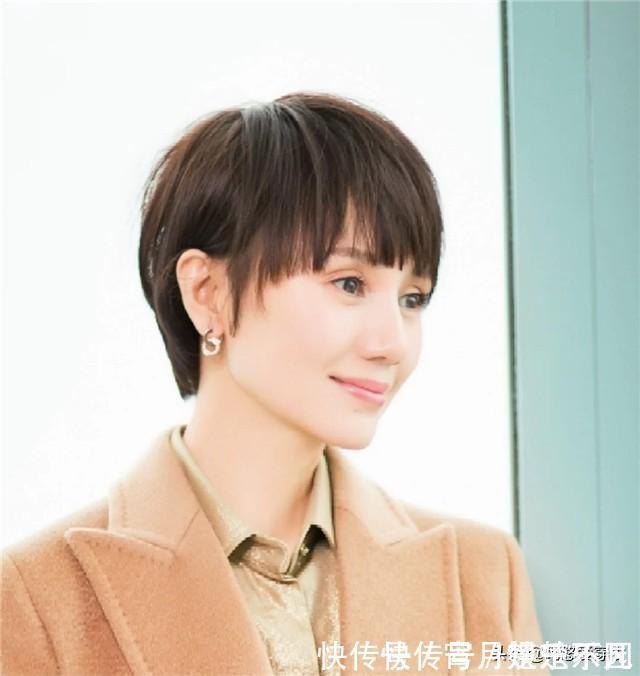 脸型|40女人尽量少留长发、烫小卷,今年这4种发型正火,减龄特洋气