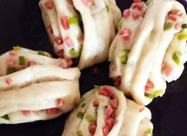 孩子挑食也不怕，做道好看又营养的面点，蓬松萱软，好吃极了