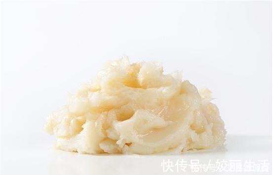 熬猪油最好别只放盐！加一点“它”猪油雪白，放一年不会坏