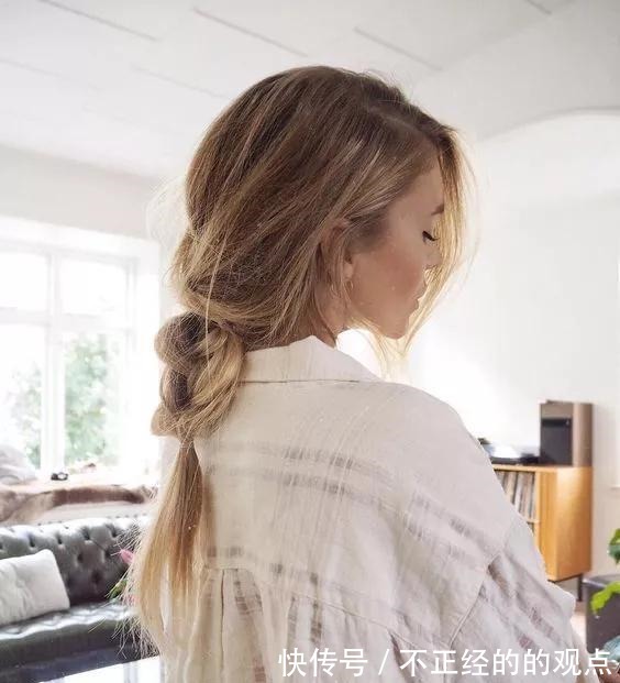 短发 40女人尽量少留长发、烫小卷,今年这3种发型正火,减龄特洋气