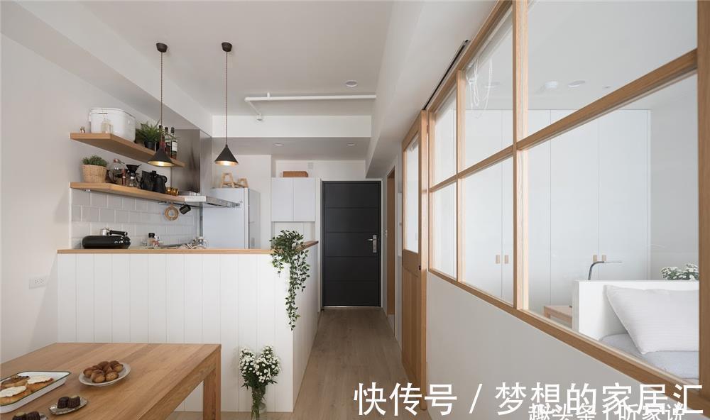 梳妆台|90后夫妻的1室1厅婚房:41㎡住下2个人3只猫,入住半年生活太惬意