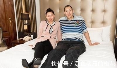 结婚生活|和2米36, 体重330斤的孙明明结婚生活是什么样的, 看看妻子徐艳怎么回答