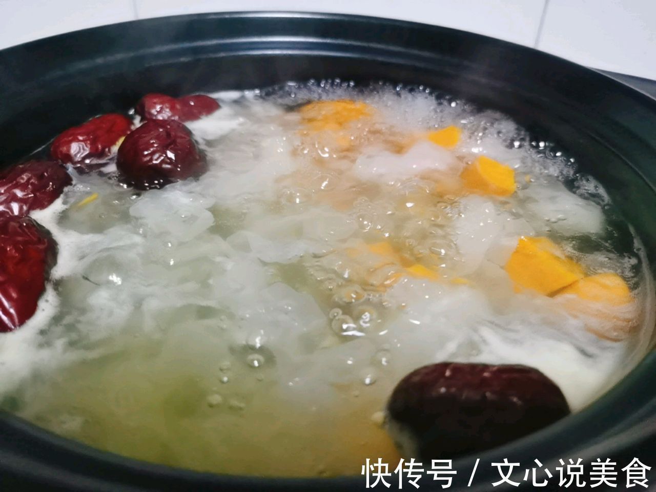 气血|煮红薯的时候加点“它”,补气血,淡色斑,素颜也很美!