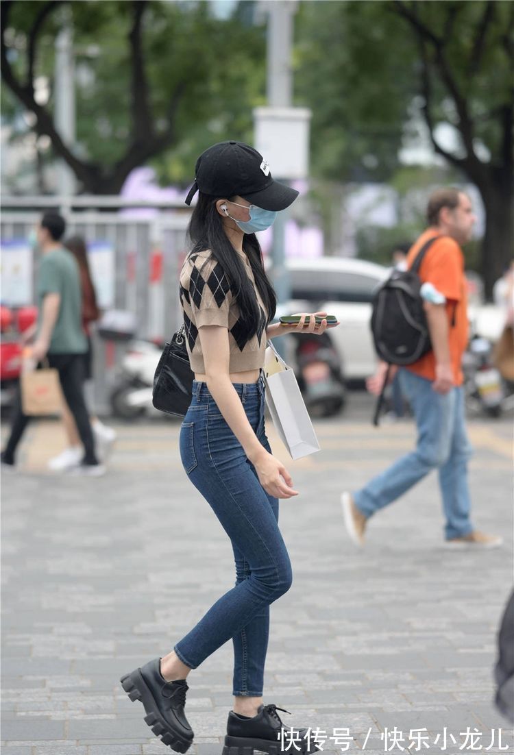 小清新 学院风小清新搭配，穿出的感觉就是青春少女的气息