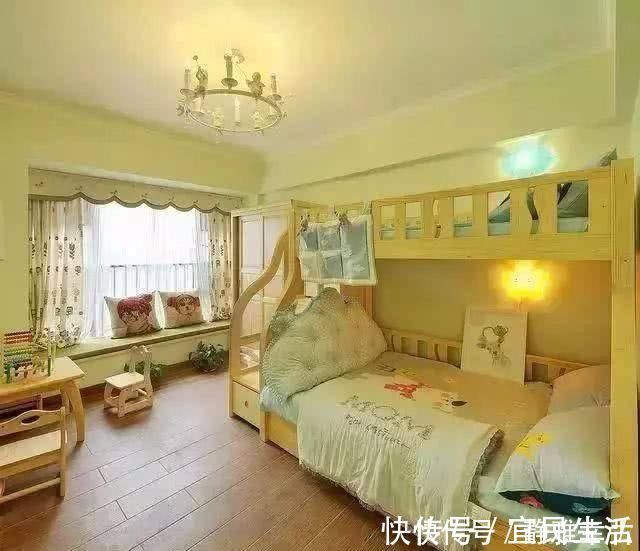 漂亮|去朋友家串门，一进门就被美到了，很喜欢这样的客厅装修，漂亮