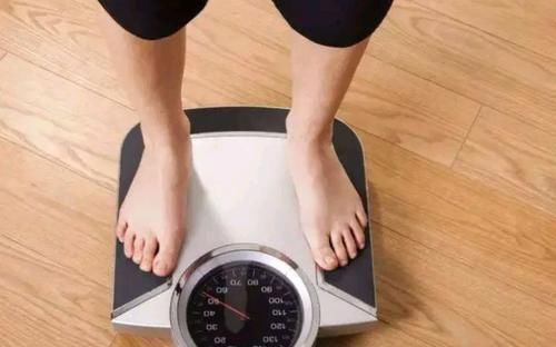 减肥|152-176cm女性标准体重对照表,自测一下,也许你不胖不需要减肥