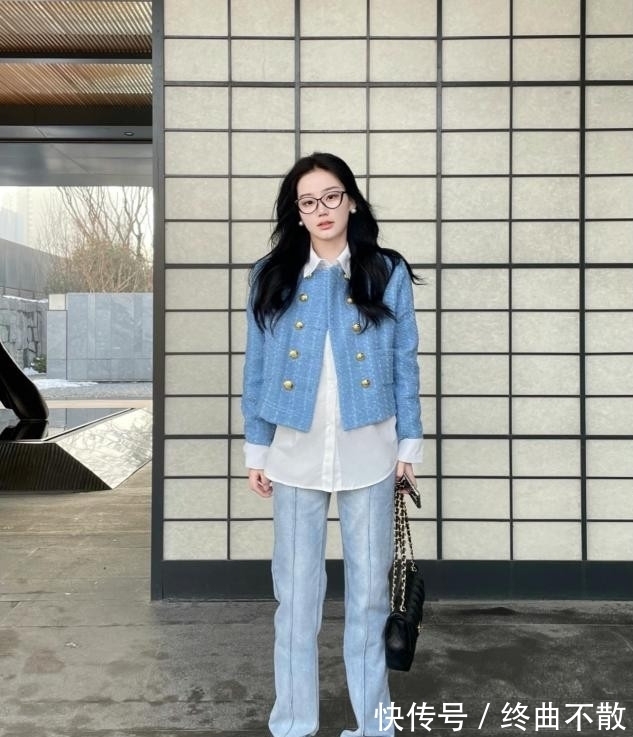 春天 这才是女人该有的样子,有“温柔感”的春日穿搭,优雅又有女人味