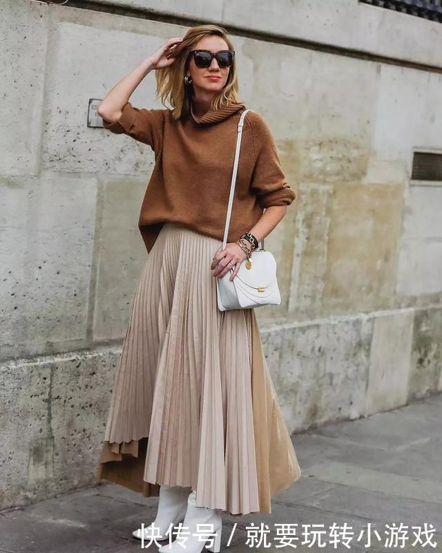 好看|毛衣买“大一号”才好看,优雅慵懒一把抓,搭配裙子超有高级感