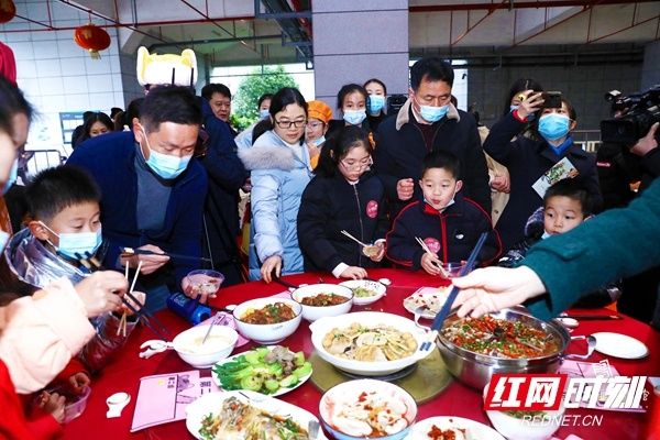 文学作品！长沙图书馆为读者送上“十二道年味”