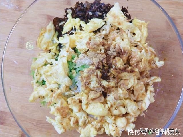 花椒油|天冷,包饺子别只用白菜了,试试这样做,鲜美营养,超好吃